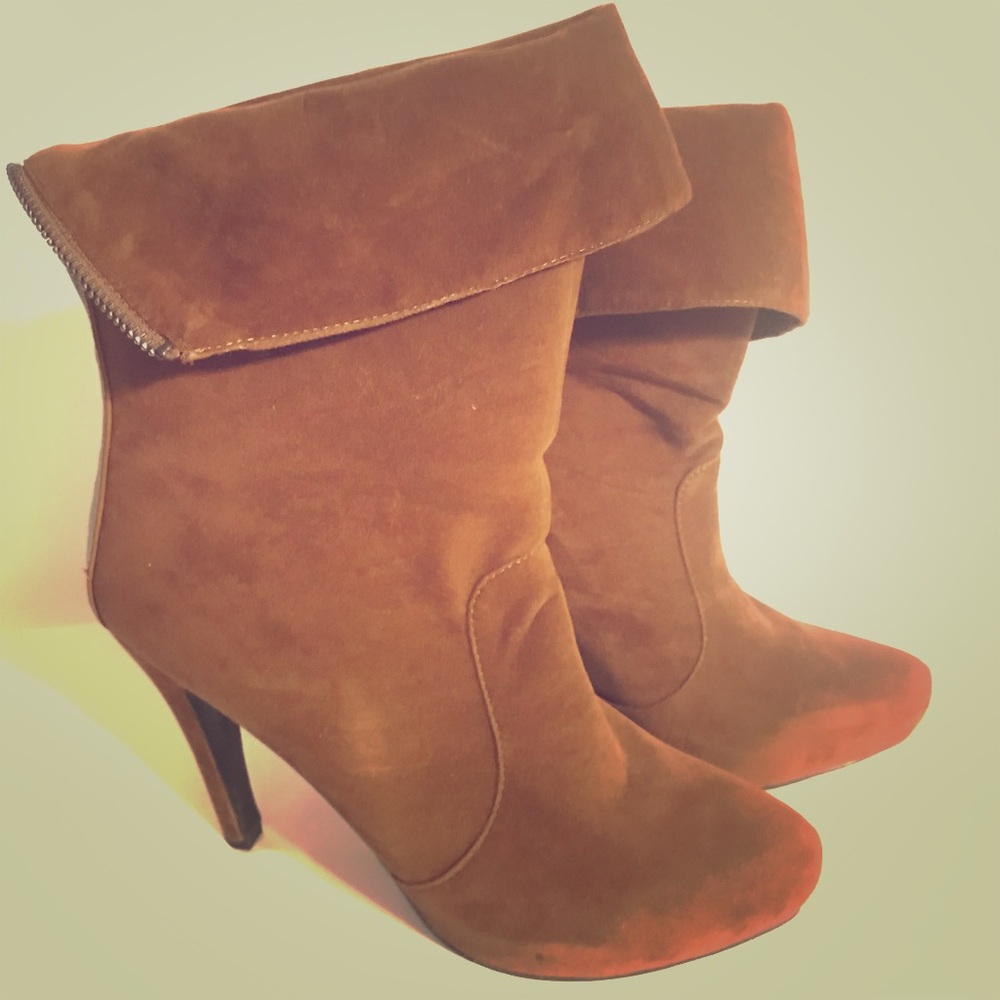 Heel boots
